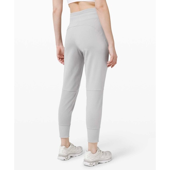 LULULEMON Heathered Stargaze Grey High Waisted Metro Miles Jogger Sweatpants - Picture 4 of 16